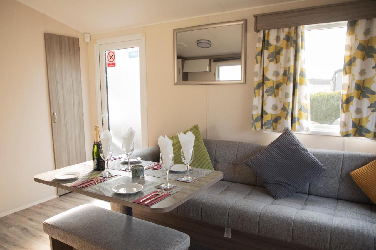 41 Orchard Bank, 3 Bed, Rockley Park Poole Villa Kültér fotó