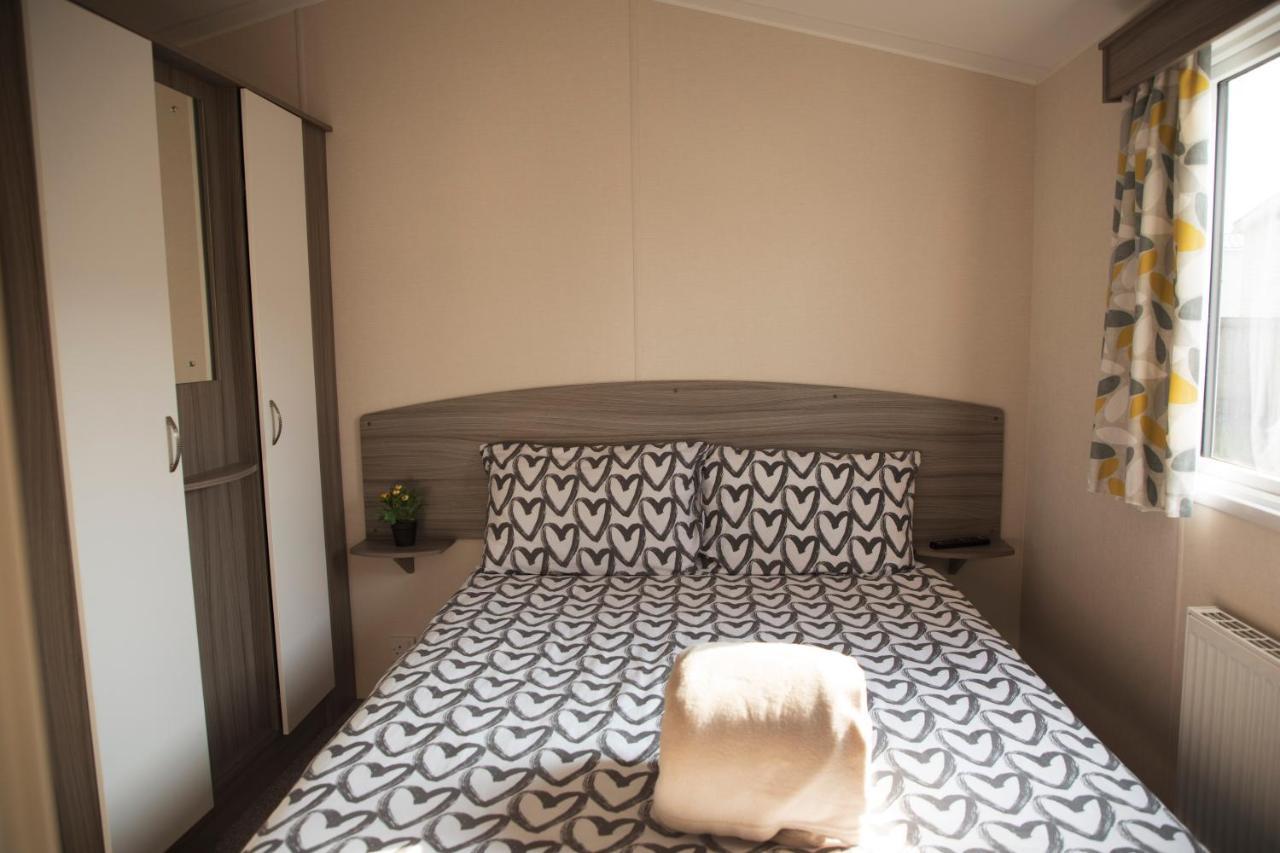 41 Orchard Bank, 3 Bed, Rockley Park Poole Villa Kültér fotó