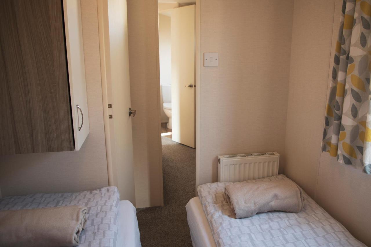 41 Orchard Bank, 3 Bed, Rockley Park Poole Villa Kültér fotó