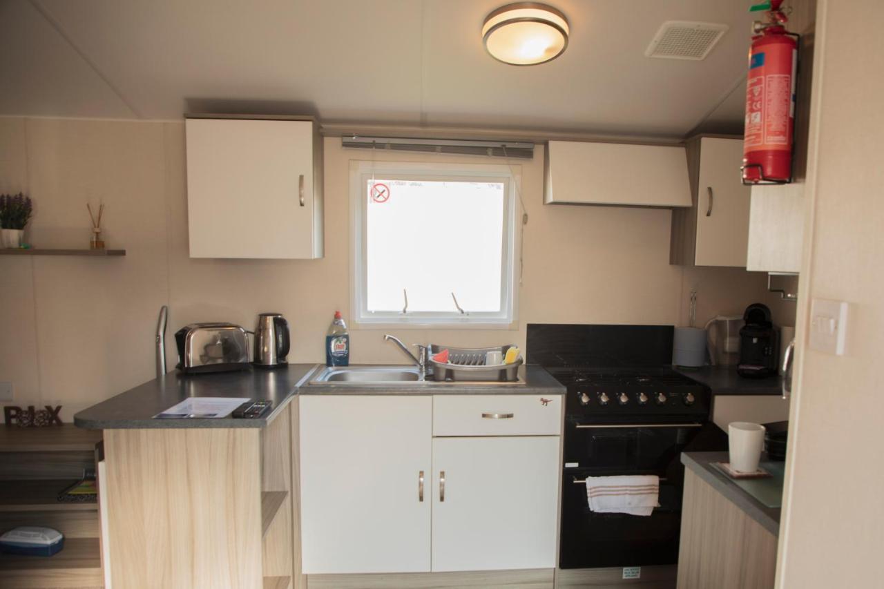 41 Orchard Bank, 3 Bed, Rockley Park Poole Villa Kültér fotó