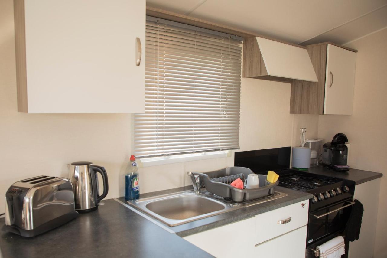 41 Orchard Bank, 3 Bed, Rockley Park Poole Villa Kültér fotó