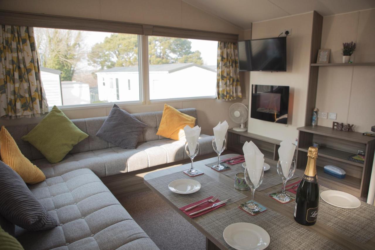 41 Orchard Bank, 3 Bed, Rockley Park Poole Villa Kültér fotó