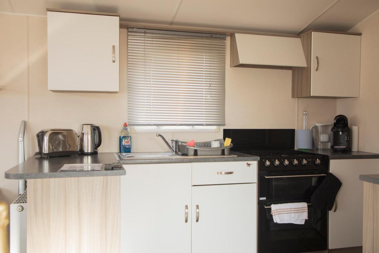 41 Orchard Bank, 3 Bed, Rockley Park Poole Villa Kültér fotó