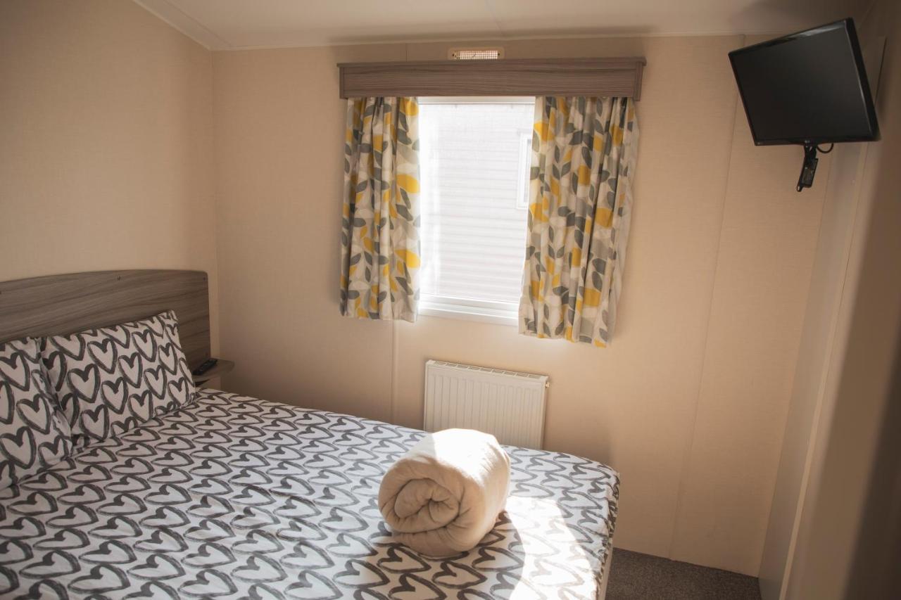 41 Orchard Bank, 3 Bed, Rockley Park Poole Villa Kültér fotó